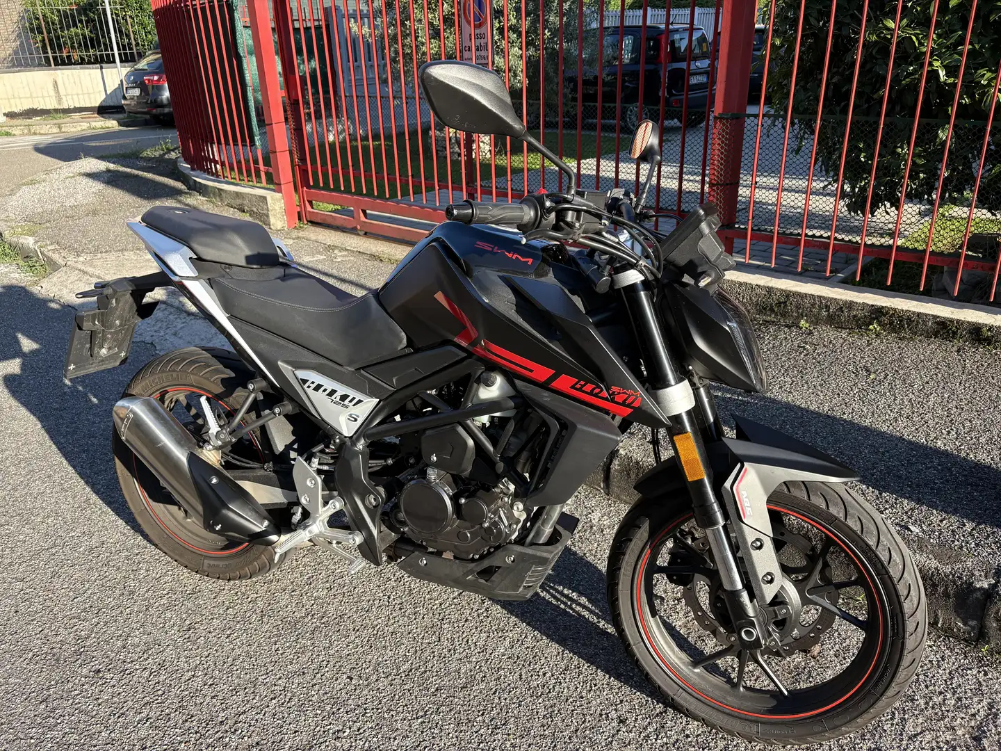 SWM hoku 125 - 1