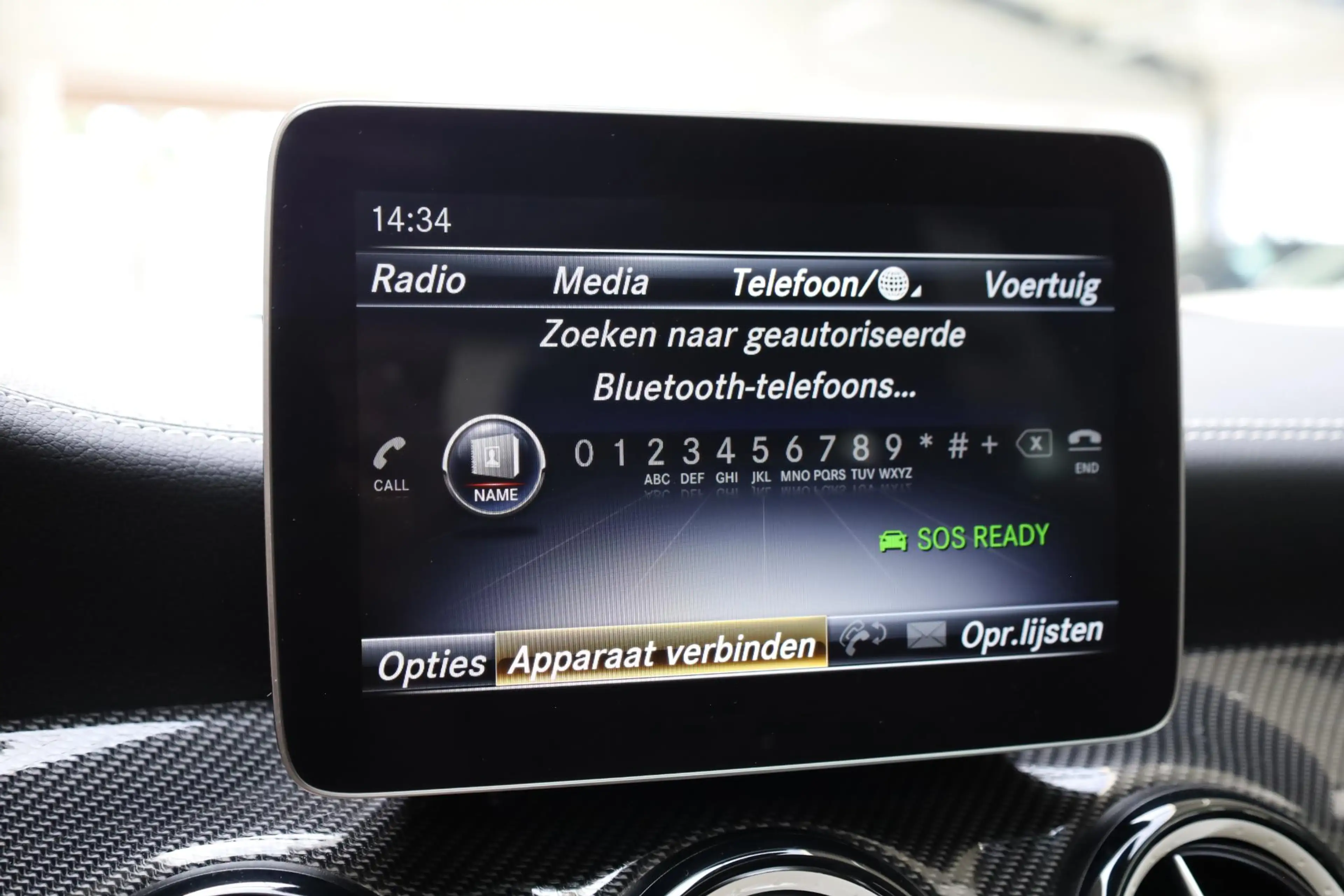 Mercedes-Benz GLA 180 AMG Night Upgrade PANO TREKHAAK-AFN LEER STOELVERW — photo 30
