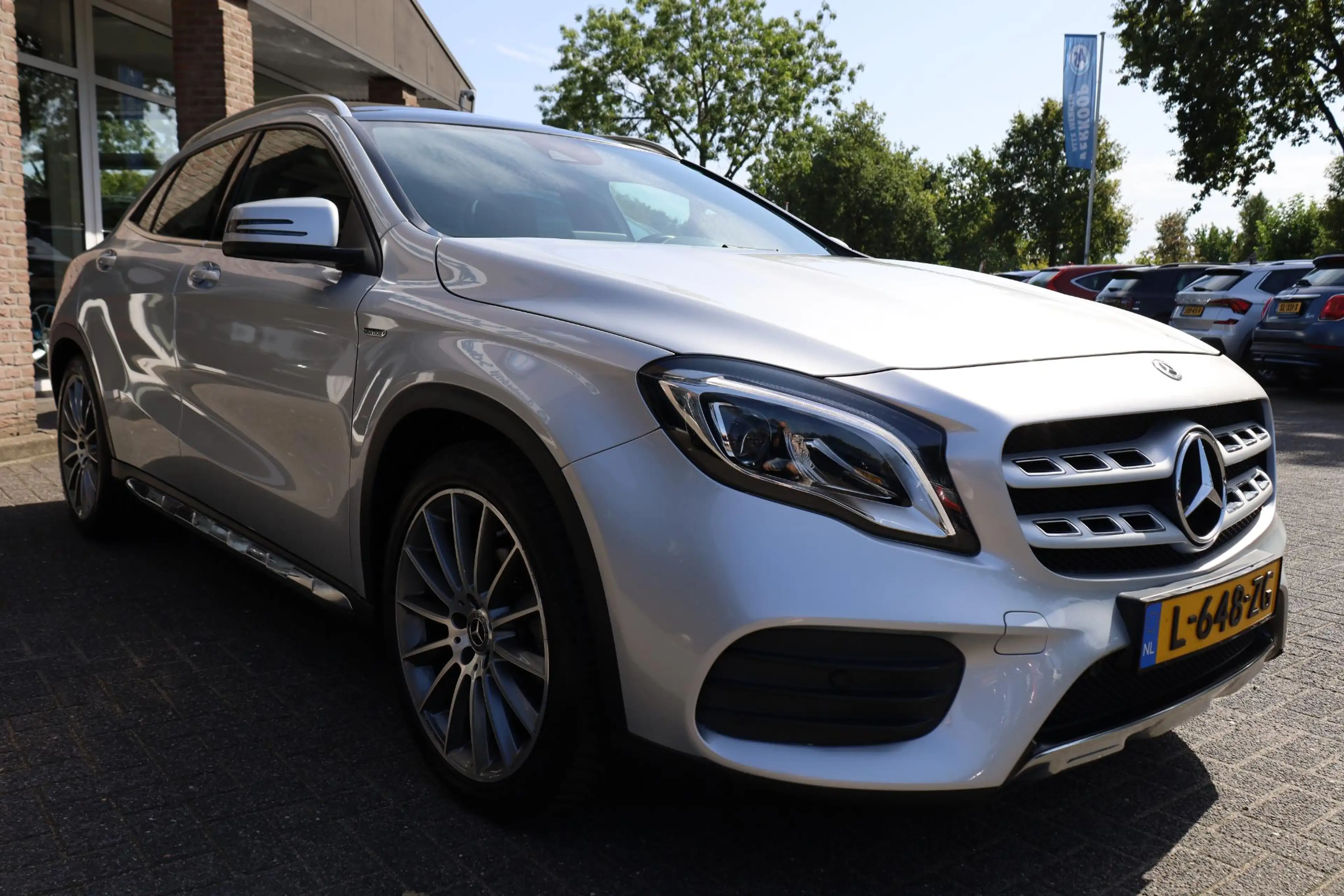 Mercedes-Benz GLA 180 AMG Night Upgrade PANO TREKHAAK-AFN LEER STOELVERW — photo 36