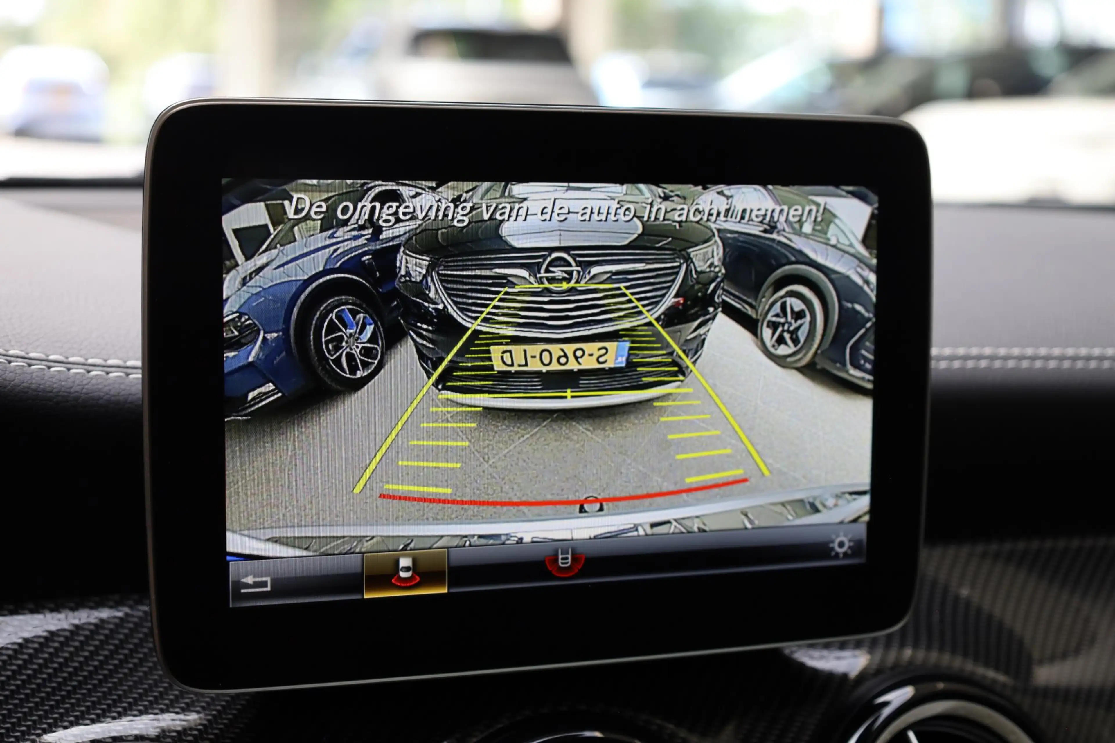 Mercedes-Benz GLA 180 AMG Night Upgrade PANO TREKHAAK-AFN LEER STOELVERW — photo 13