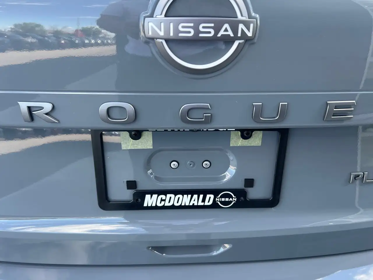 Nissan Rogue снимка Nissan Rogue