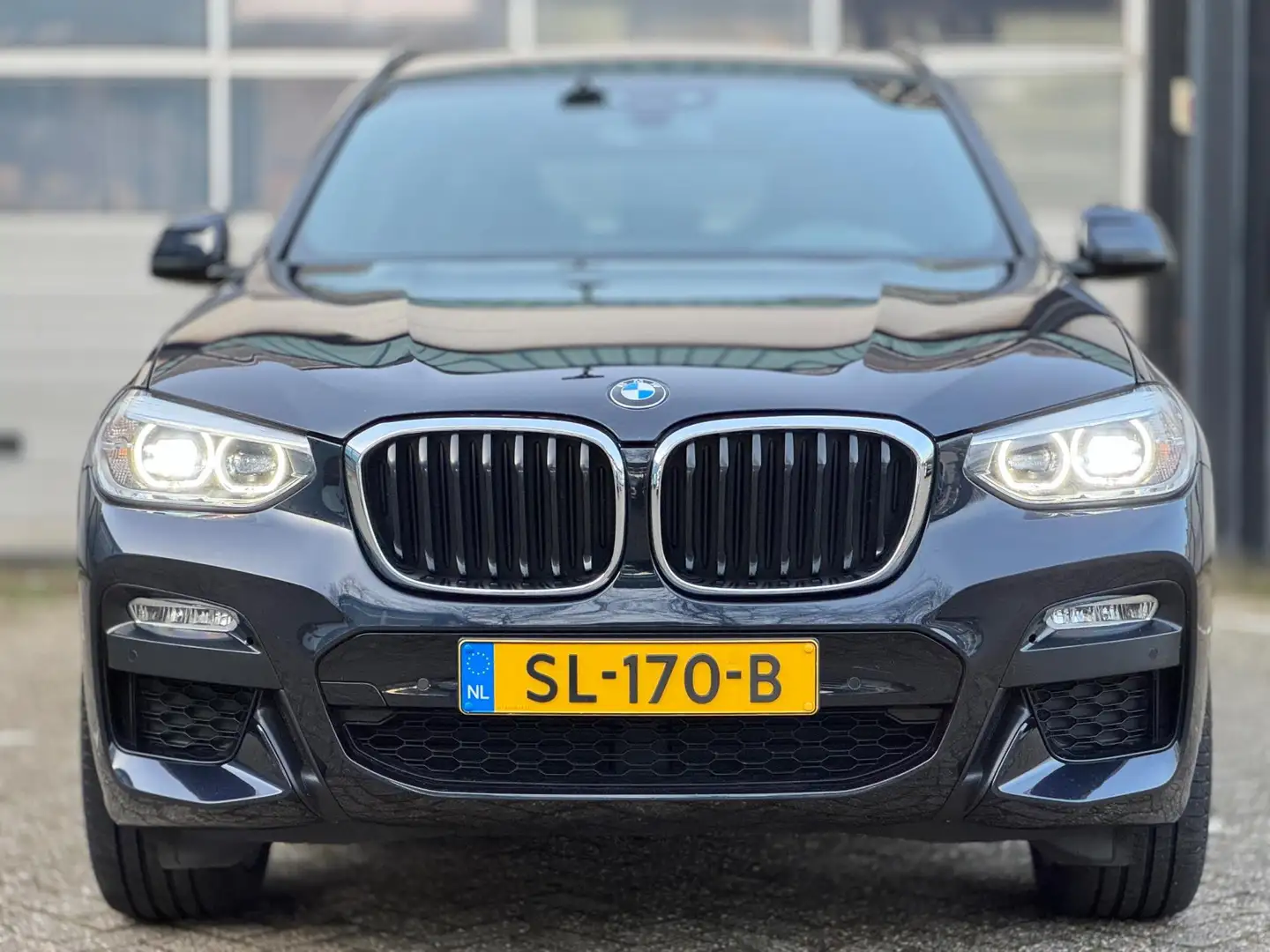 BMW X3 XDrive20d High|M sport|Pano|AUT|Navi|Leer|Dealeron Zwart - 2