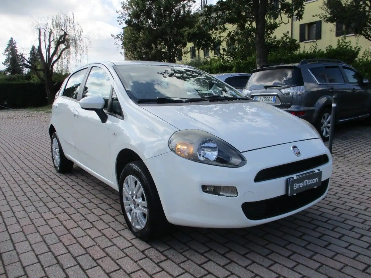 Fiat Punto 1.4 8V 5p Natural Power OK NEOPAT. Blanc - 2