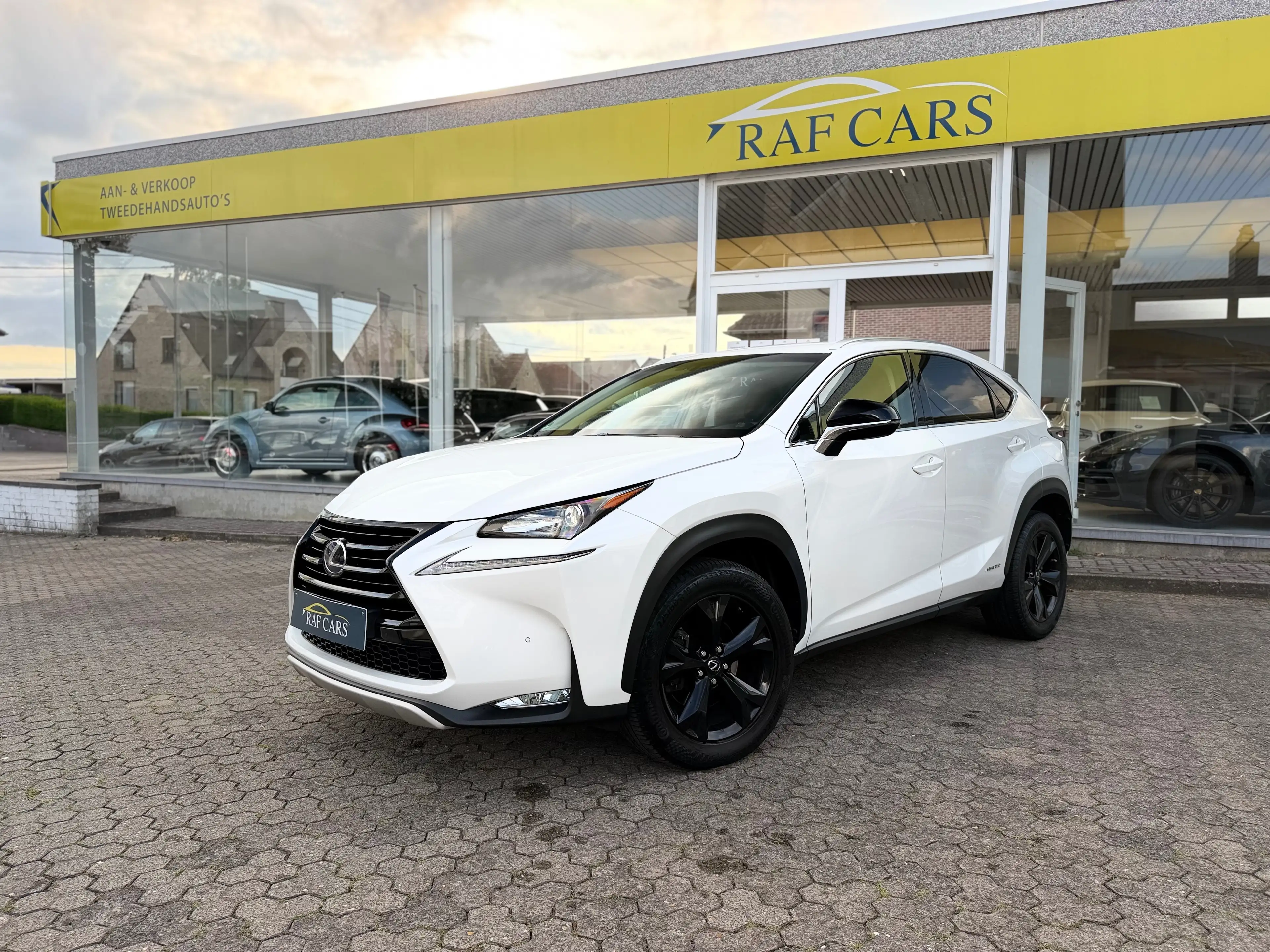 Lexus NX 300h NX 300h 2.5i AWD Dynamic Line E-CVT - topstaat! - Carpass! - — photo 3