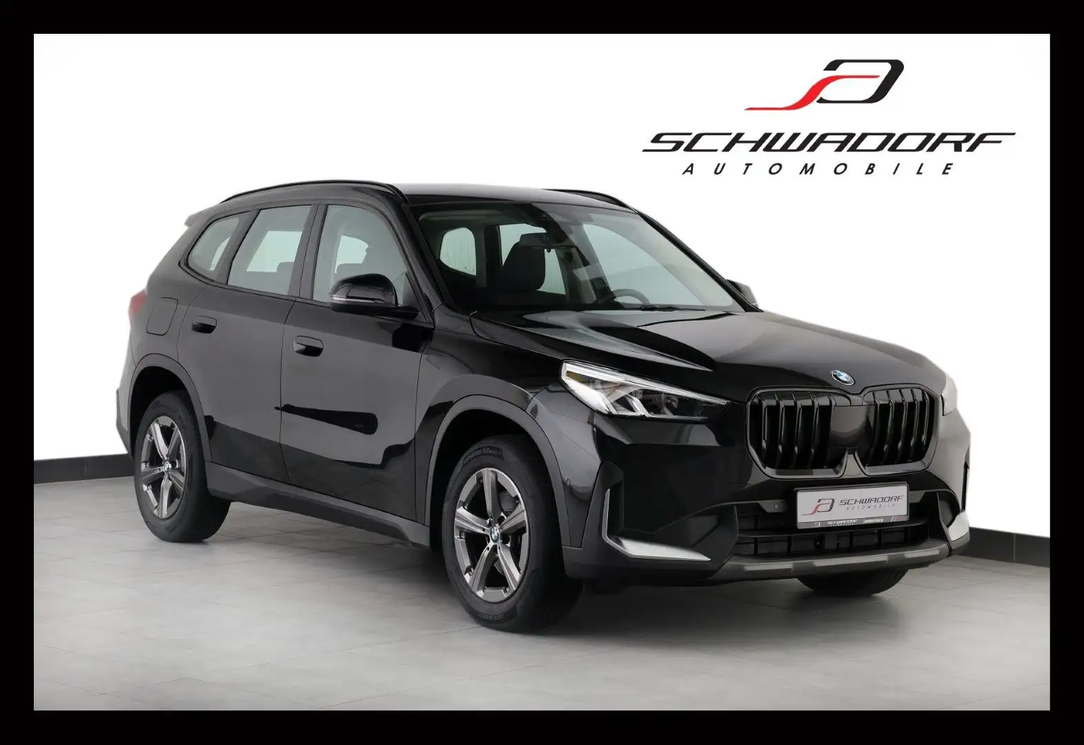 BMW X1 sDrive18d Parkassist RFK AHK 8-fach 1.Hand Schwarz - 1