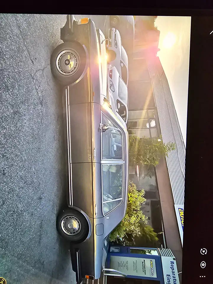 Rolls-Royce Silver Spur Esence, foto 2
