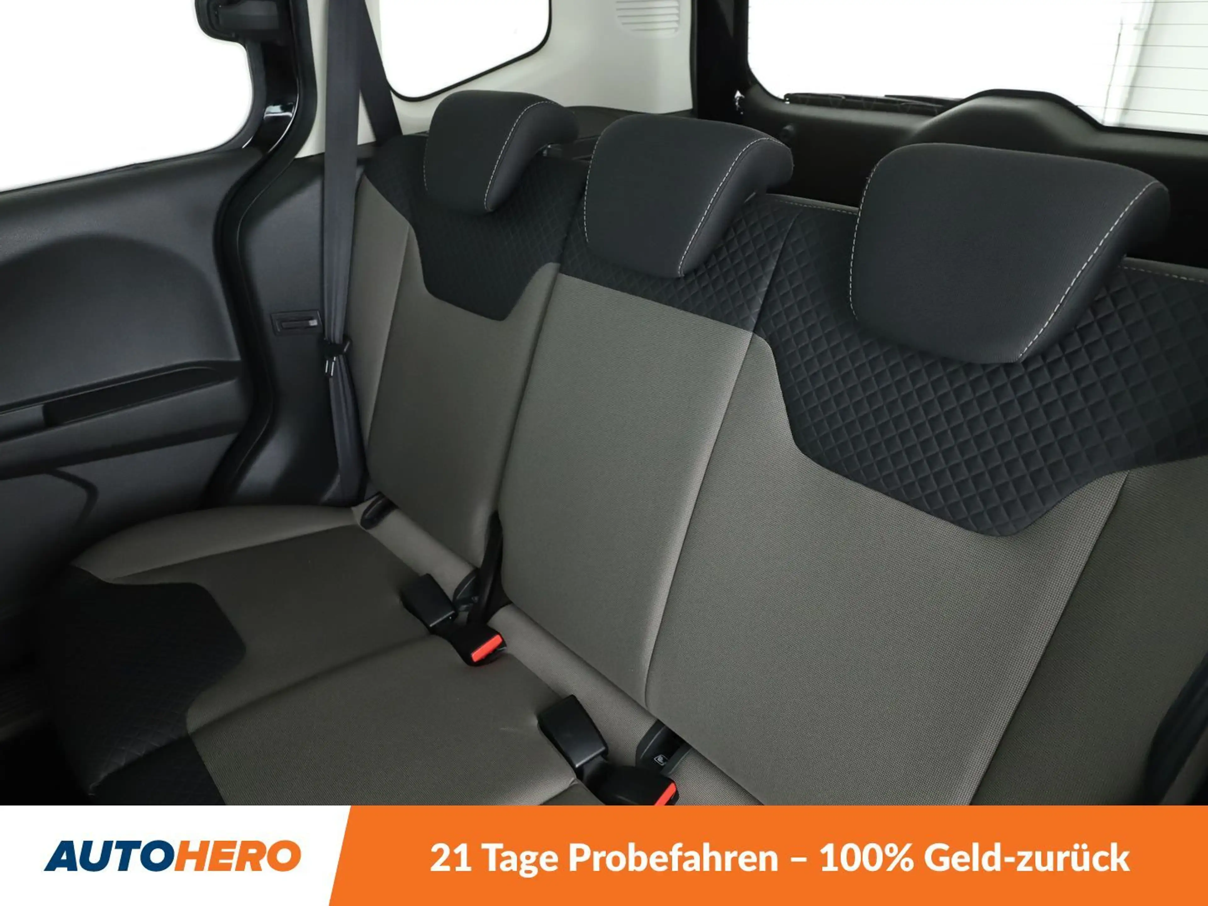 Ford Tourneo 1.0 EcoBoost Titanium*NAVI*TEMPO*PDC*SHZ*KLIMA* — photo 15