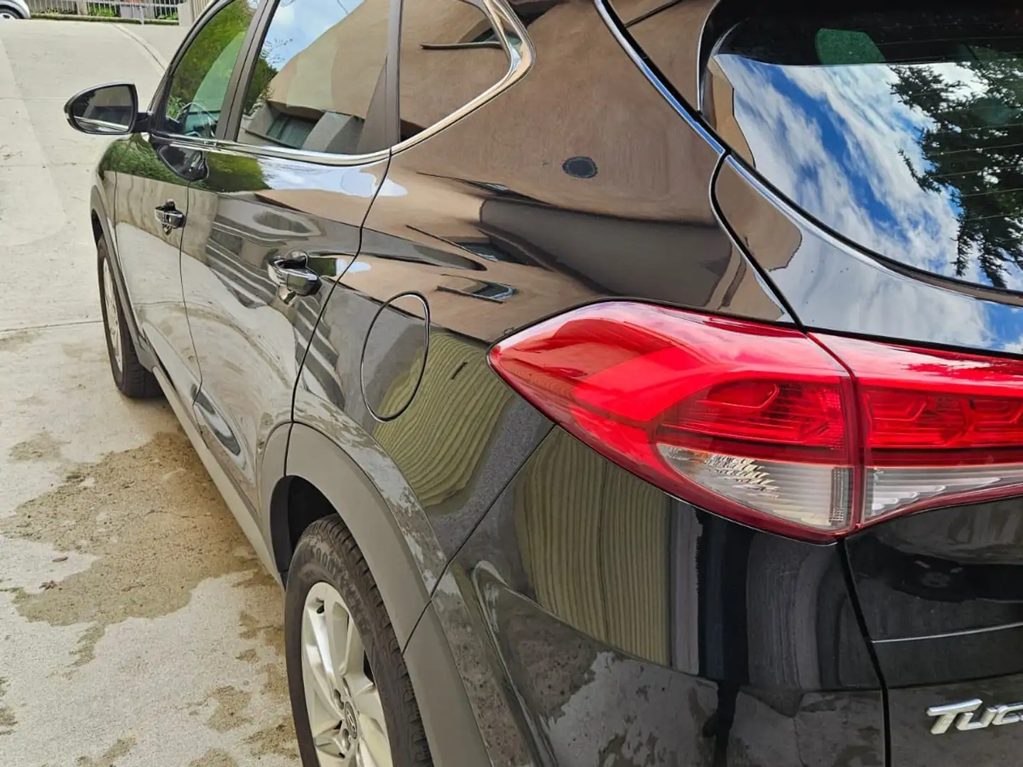 Hyundai TUCSON 1.7 crdi Sound 2wd 115cv - 2