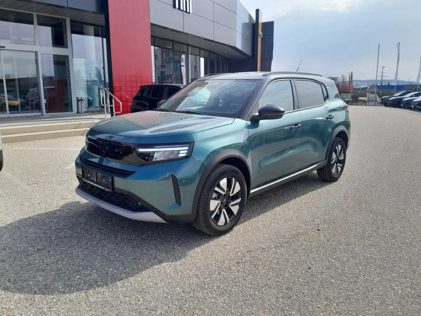 Opel Frontera Hybrid GS 1.2 81kW 110PS Grün - 1