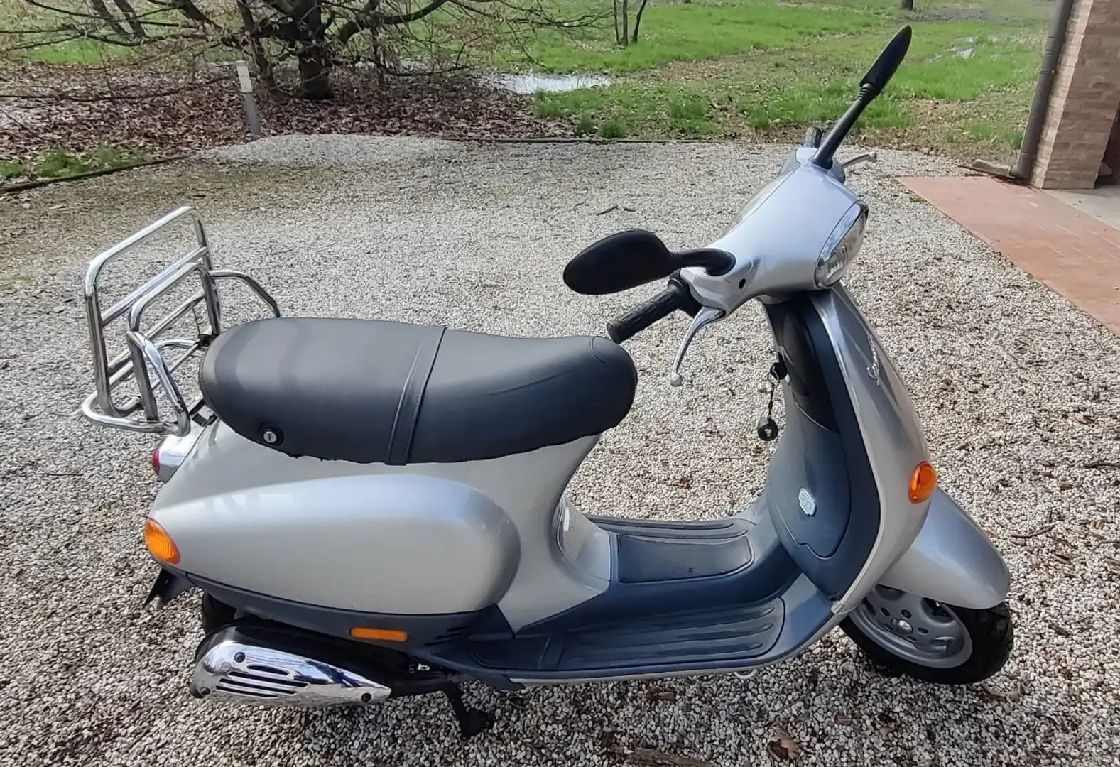 Piaggio ET 4 Vespa 50 ET 4 Gri - 1