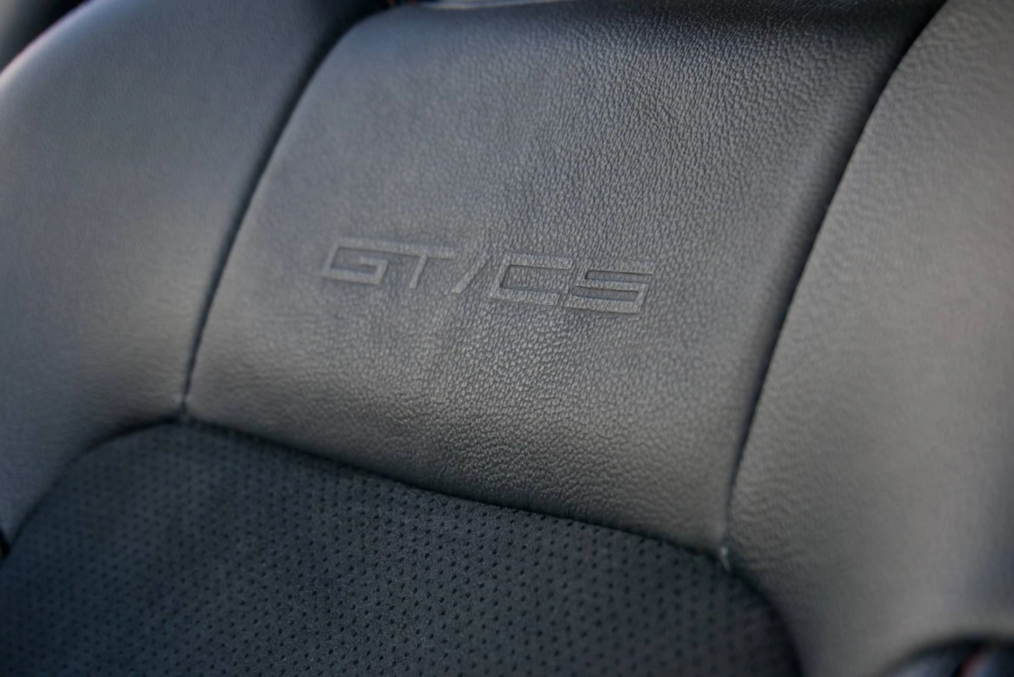 Ford Mustang Mustang 5.0 V8 GT California Special — photo 15