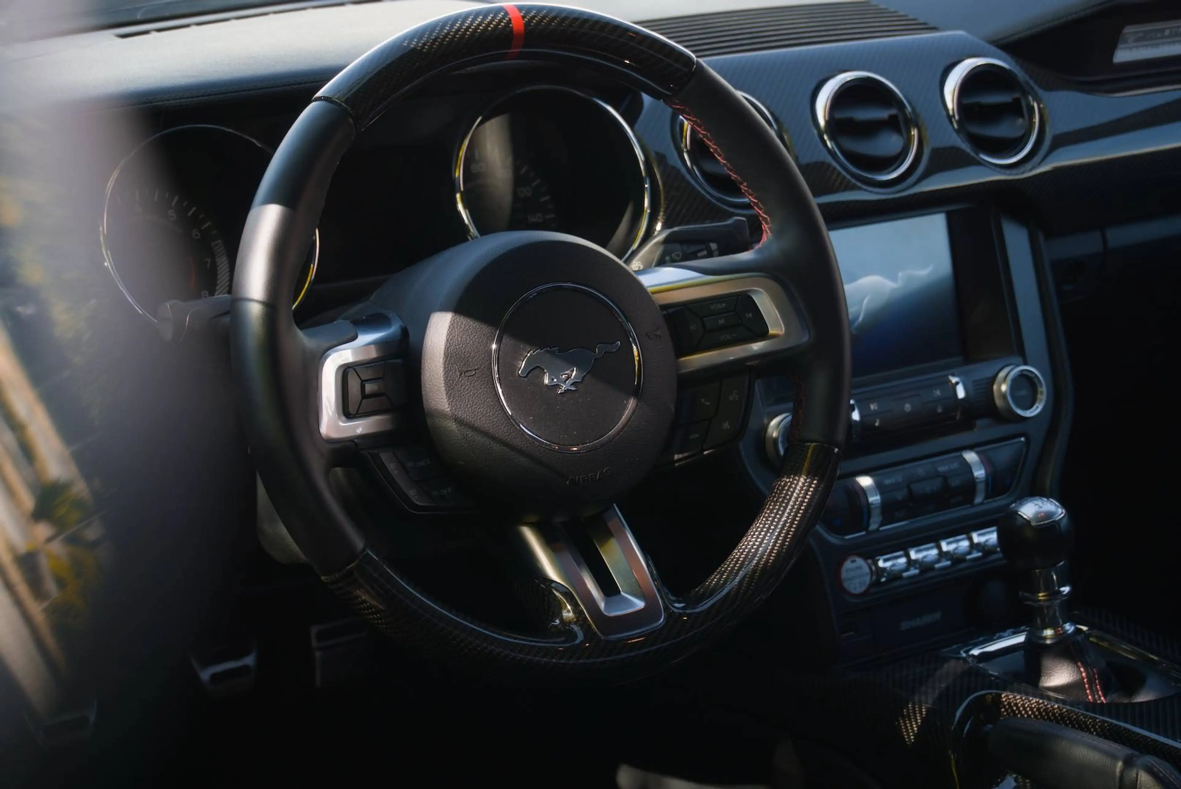 Ford Mustang Mustang 5.0 V8 GT California Special — photo 10