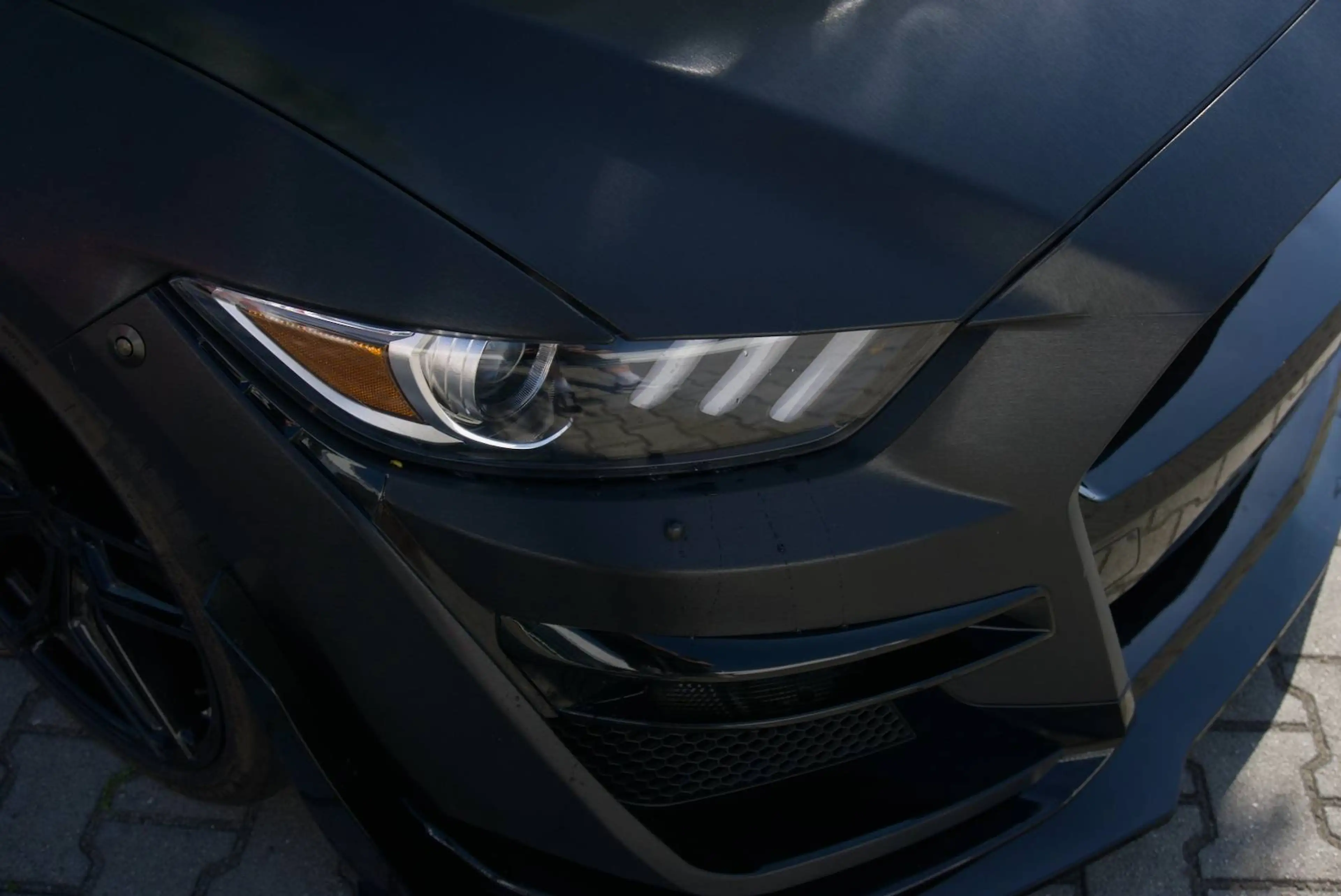 Ford Mustang Mustang 5.0 V8 GT California Special — photo 3