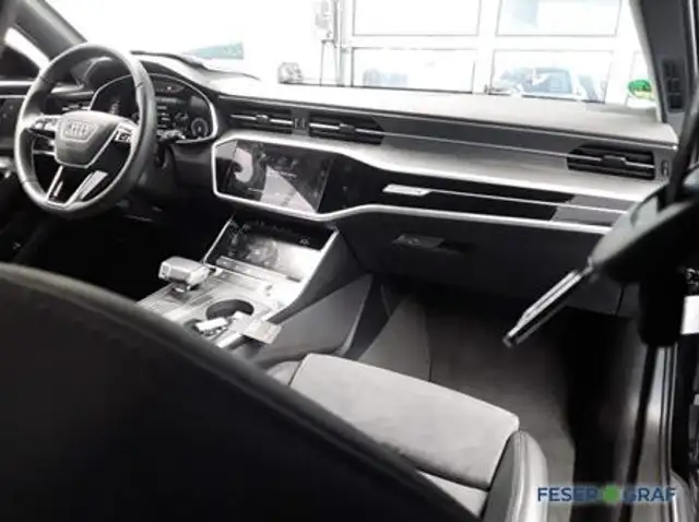 Audi A6 view 7