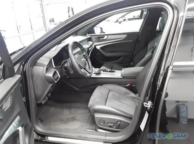 Audi A6 view 6