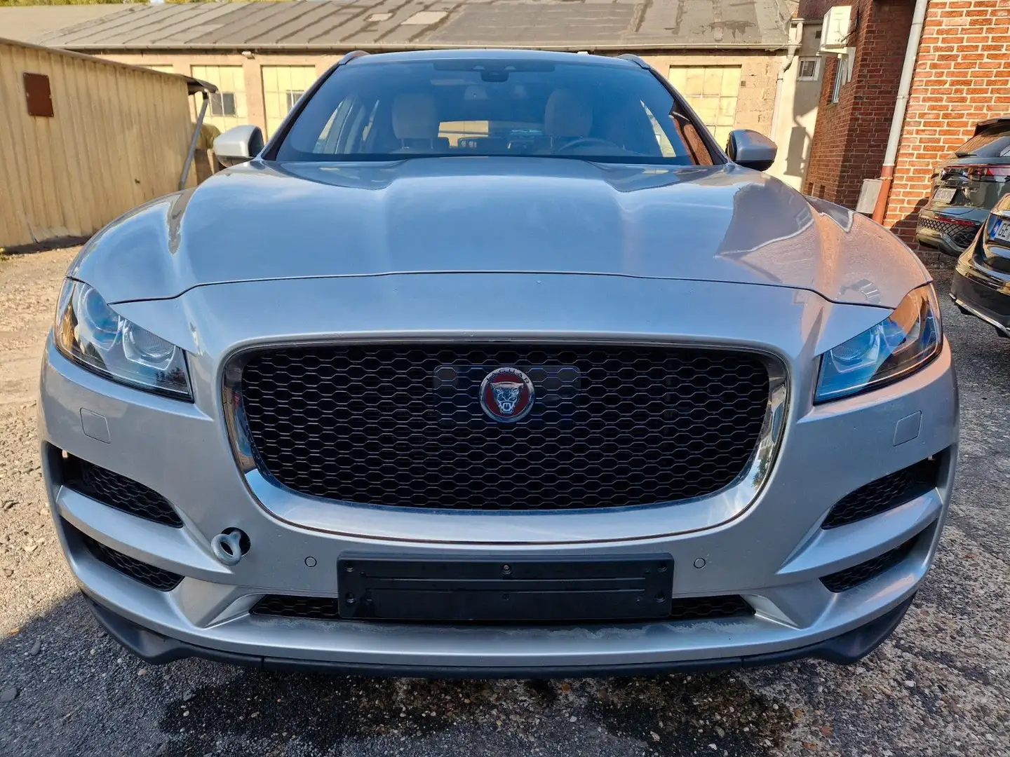 Jaguar F-Pace F-PACE Prestige AWD/Motorschaden/Defekt! Silber - 2