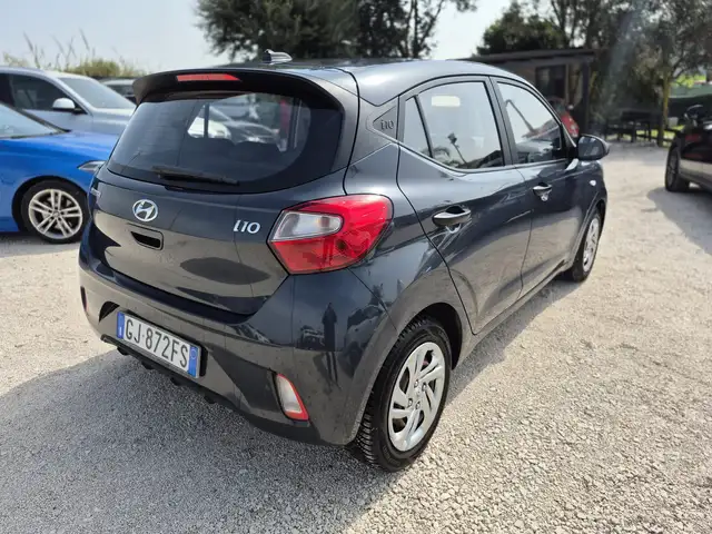 Hyundai I10 view 4