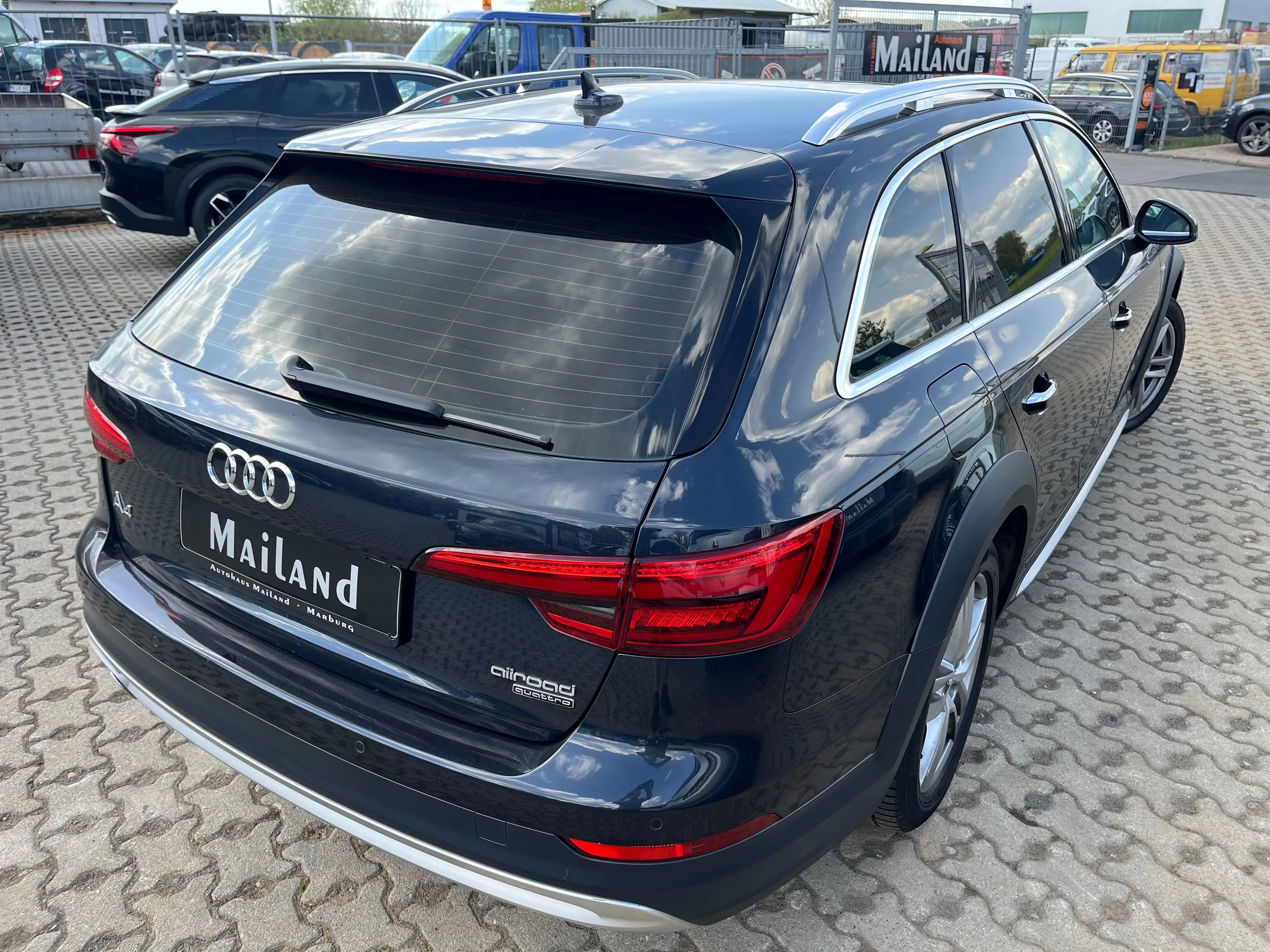 Audi A4 allroad 3,0 TDI AHK/MATRIX/4xSHZ — photo 3