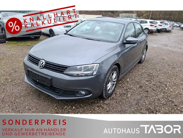 Volkswagen Jetta 1.2 TSI CL AHK PDC LM SHZ Climatr GRA