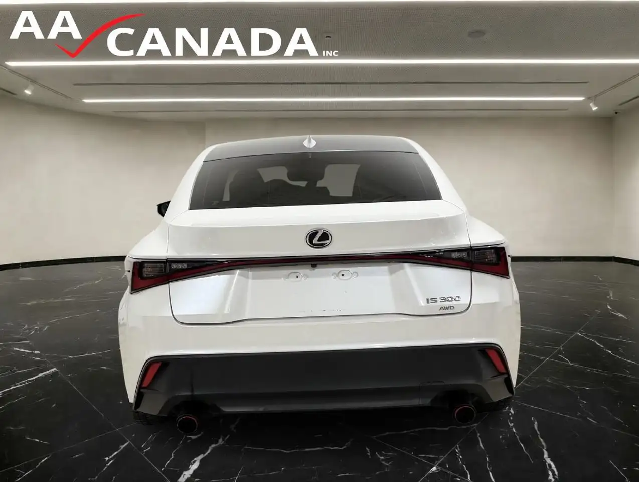 Lexus IS снимка Lexus IS