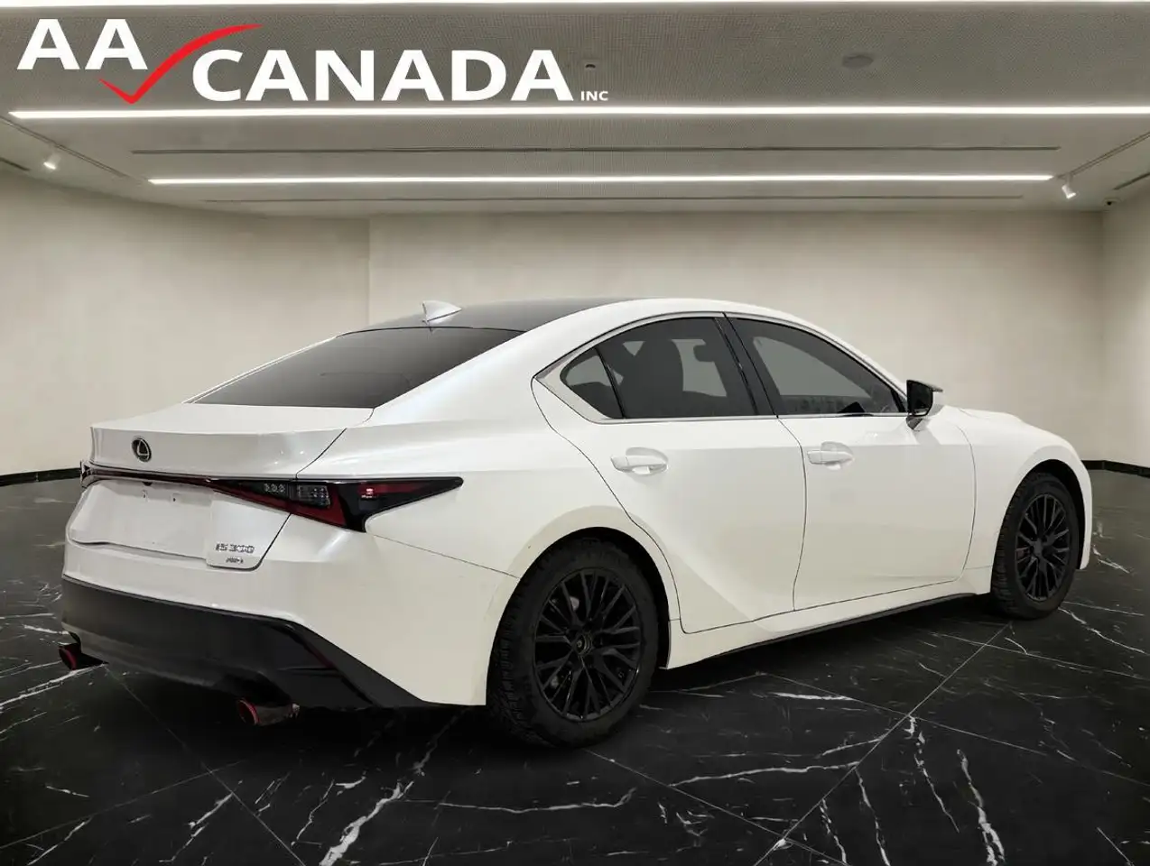 Lexus IS снимка Lexus IS