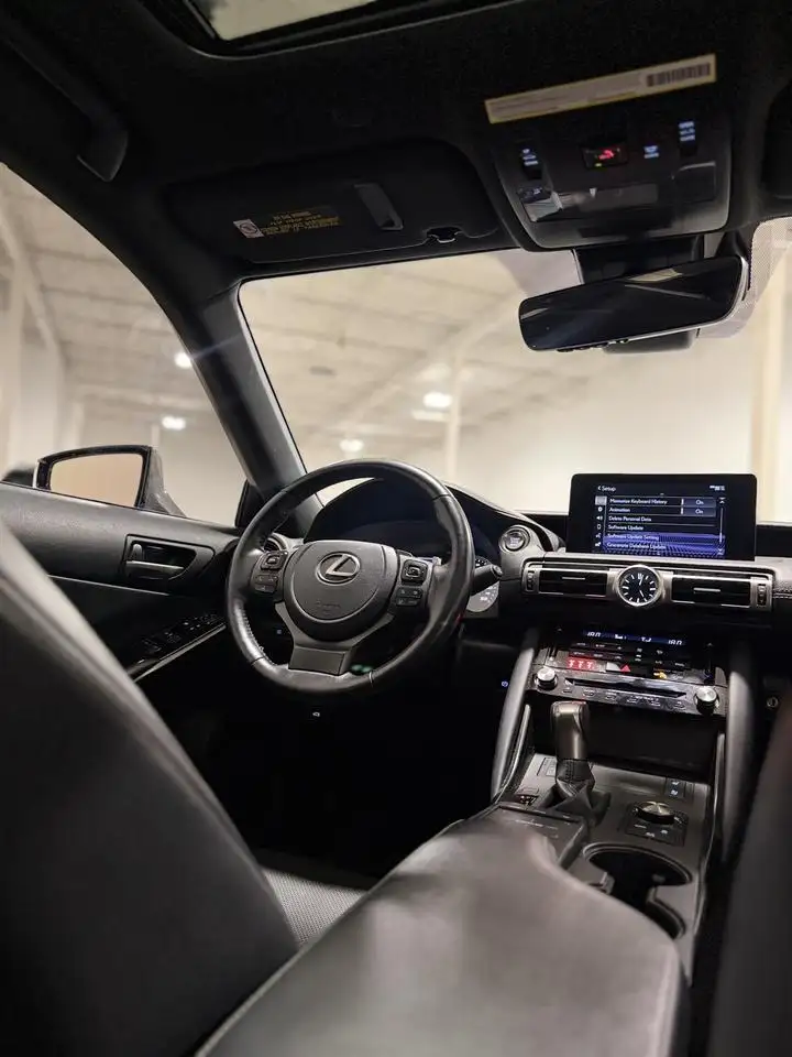 Lexus IS снимка Lexus IS