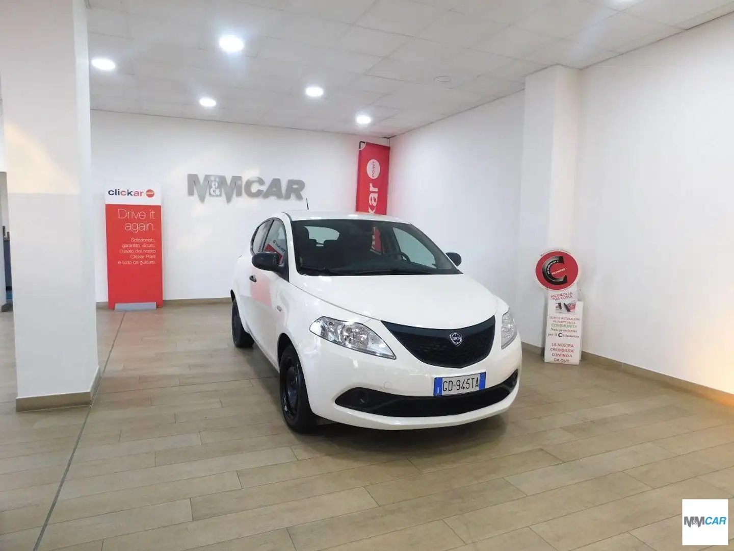Lancia Ypsilon 1.0 FireFly 5p.S&S Hybrid Silver Blanc - 1