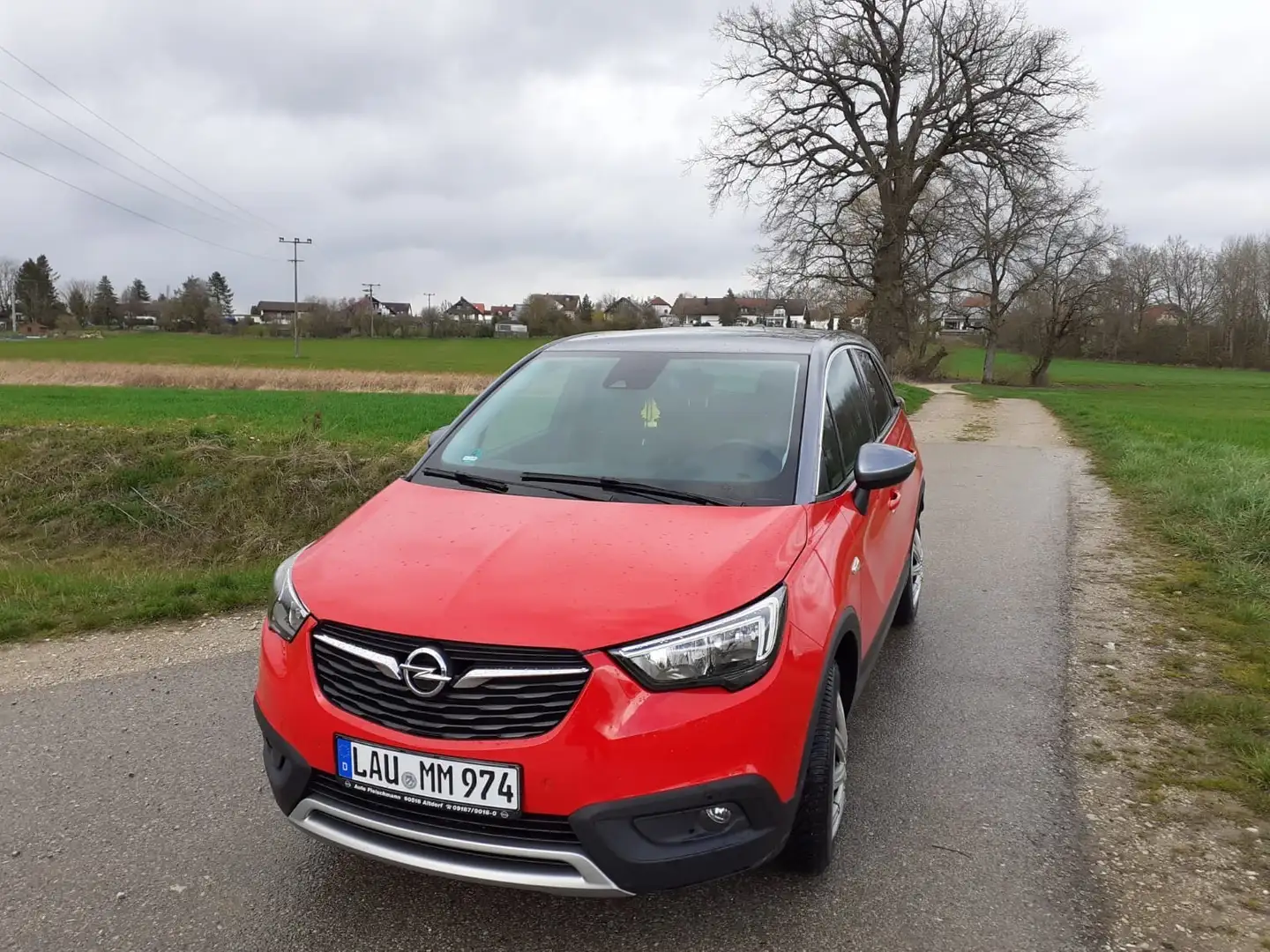 Opel Crossland X 1.2 Start/Stop Innovation Rot - 1