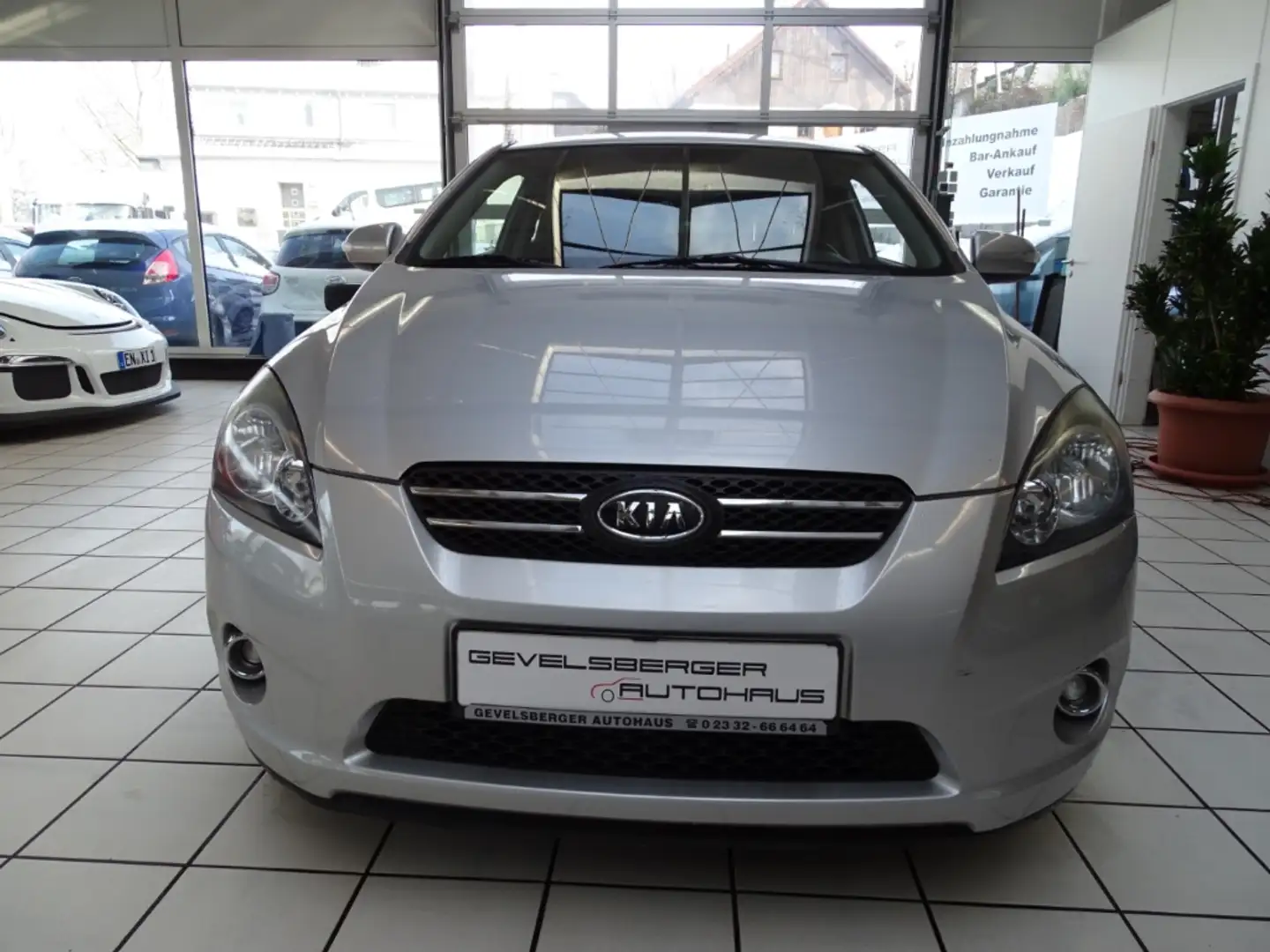 Kia Ceed / cee'd ProCeed Spirit 1.6 CVVT Garantie Scheinwerferreg. Silber - 2