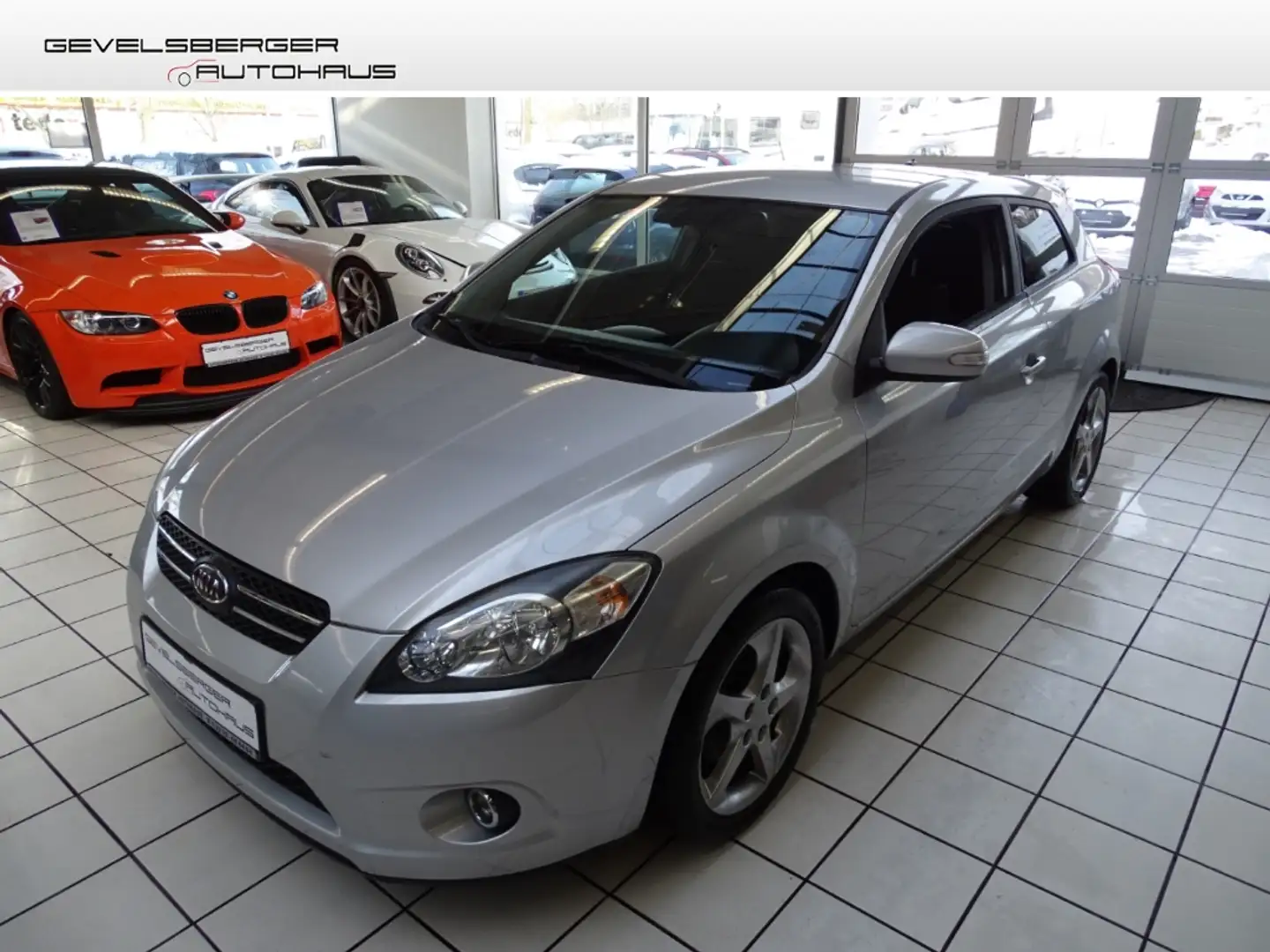 Kia Ceed / cee'd ProCeed Spirit 1.6 CVVT Garantie Scheinwerferreg. Silber - 1