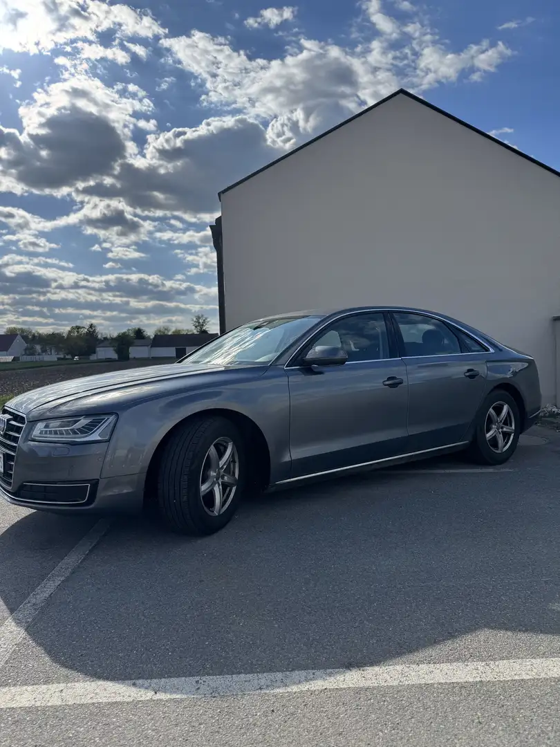 Audi A8 3,0 TDI clean Diesel lang quattro Tiptronic Grau - 2