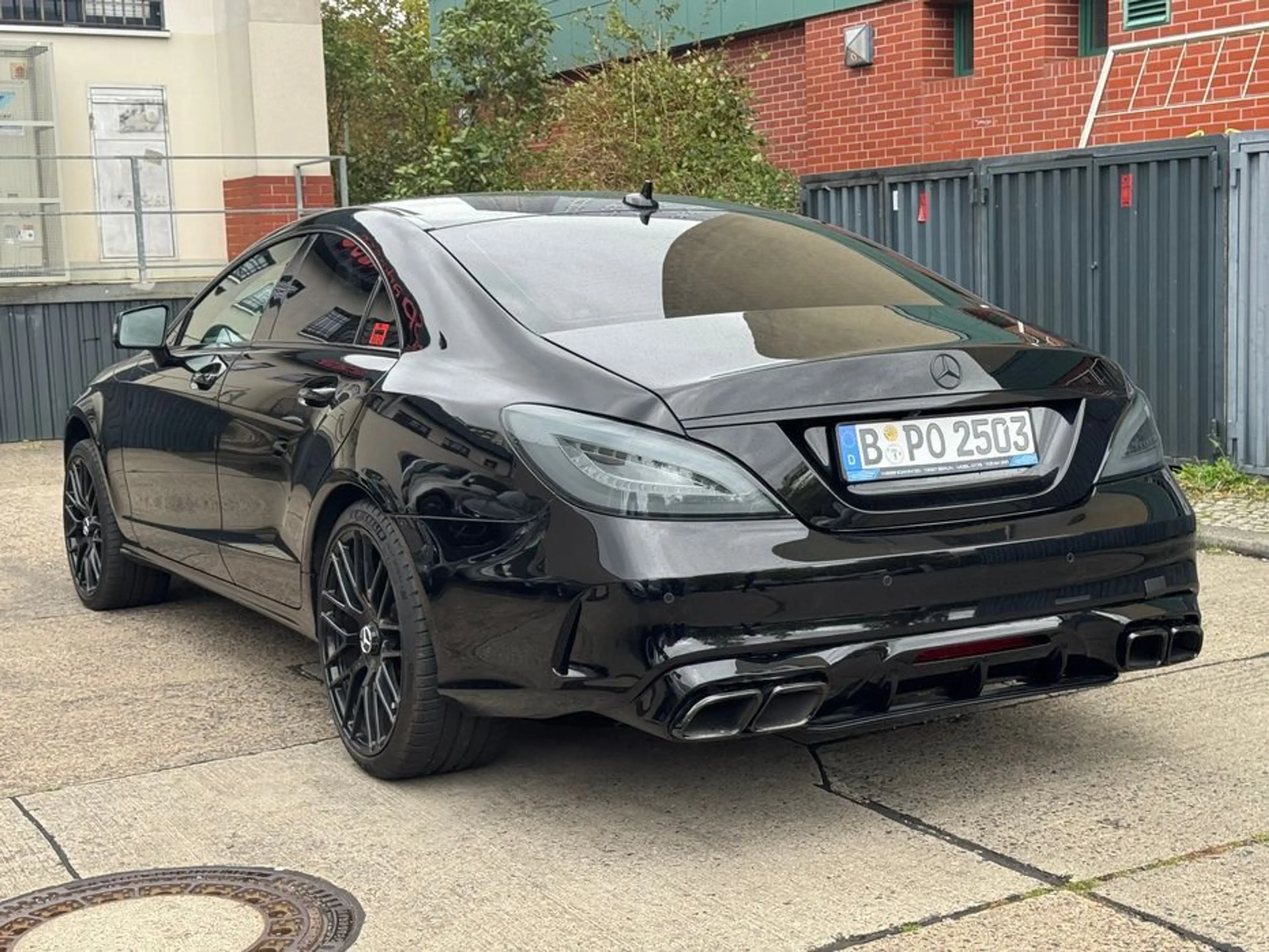 Mercedes-Benz CLS 500 AMG Coupe Vollleder Motorüberholung 2026 — photo 6