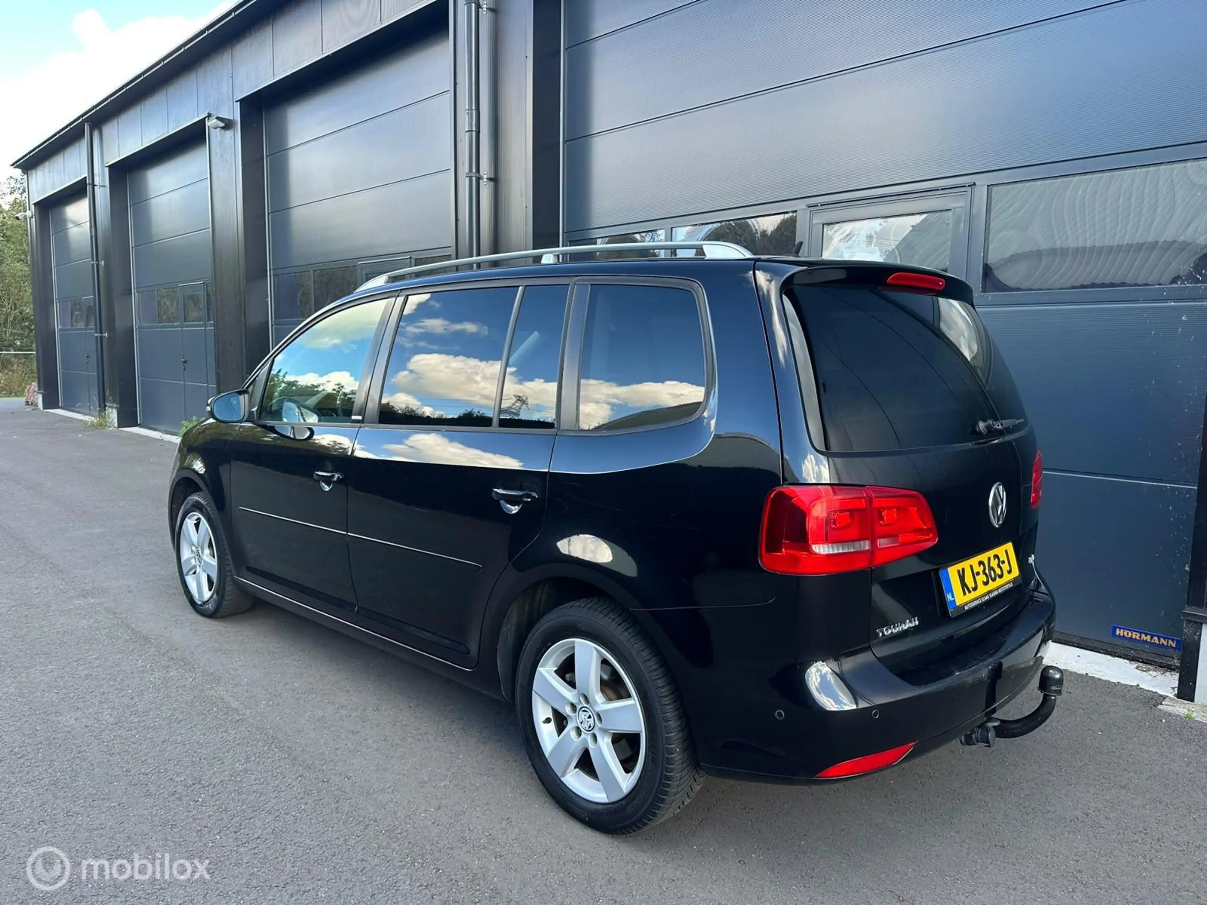 Volkswagen Touran 1.4 TSI Highline 7p. — photo 4
