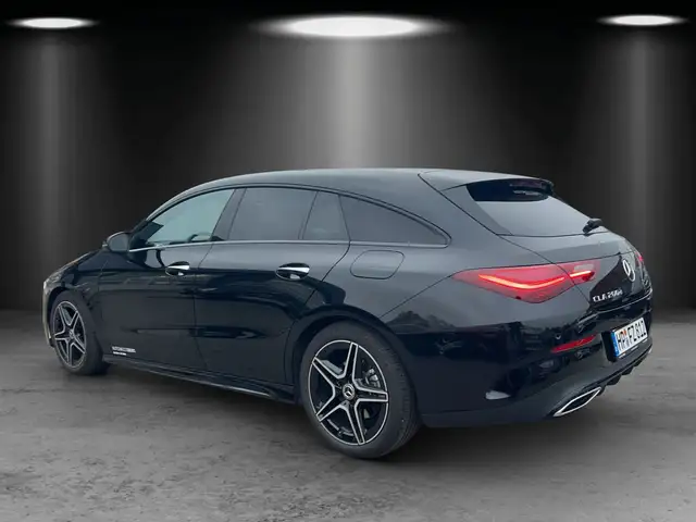 Mercedes-Benz Cla Class view 3