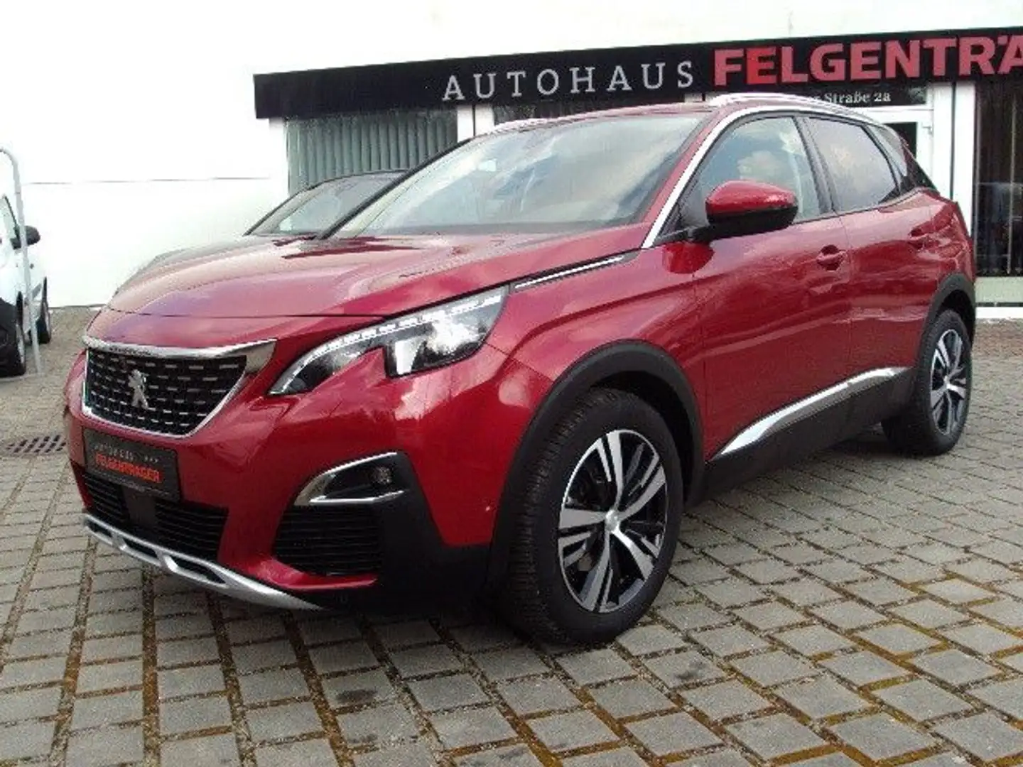 Peugeot 3008 1.2 PureTech 130 "Allure" Rot - 1