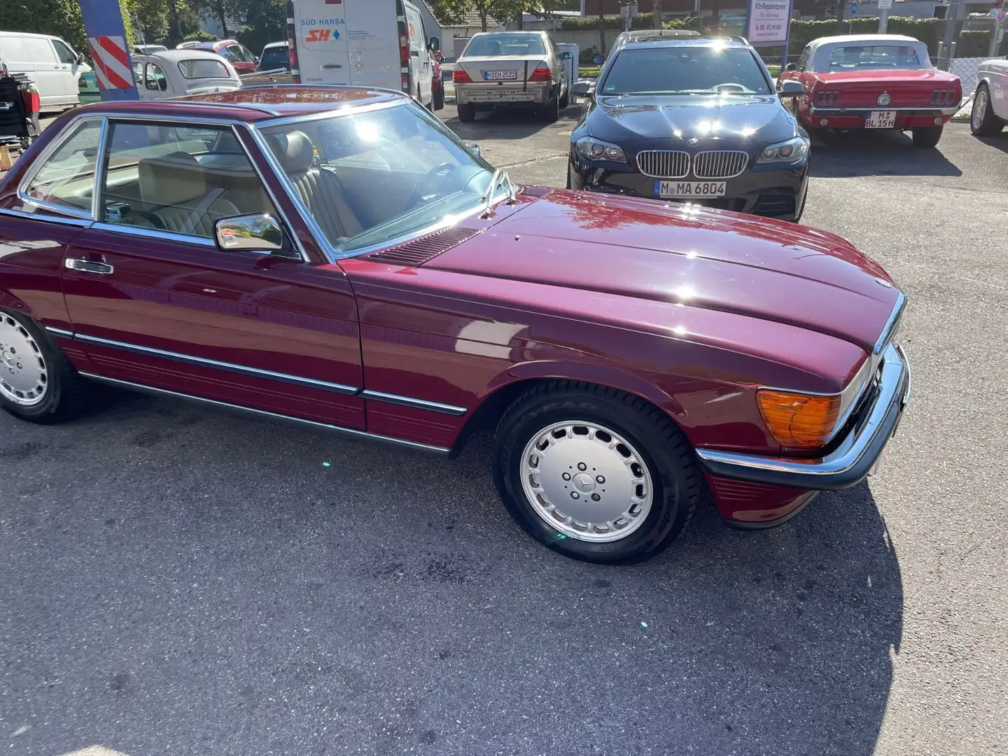 Mercedes-Benz 300 SL W107 Schaltgetriebe im Topzustand Rood - 2