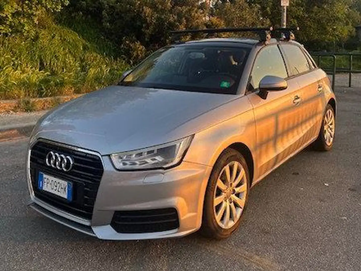 Audi A1 A1 I 2015 Sportback Sportback 1.6 tdi Metal Plus Argento - 2