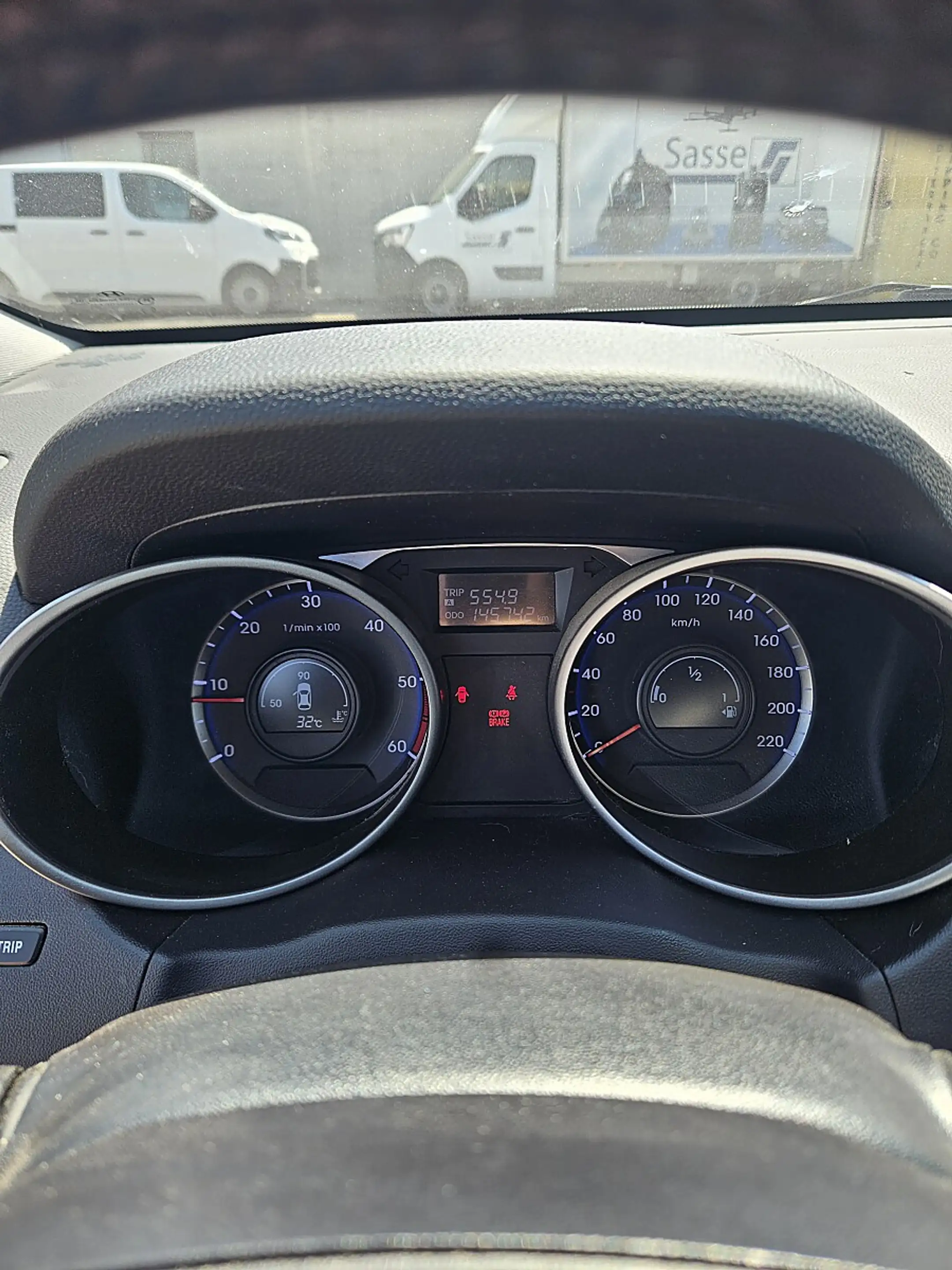 Hyundai iX35 2,0 CRDi UpGrade 4WD — photo 10