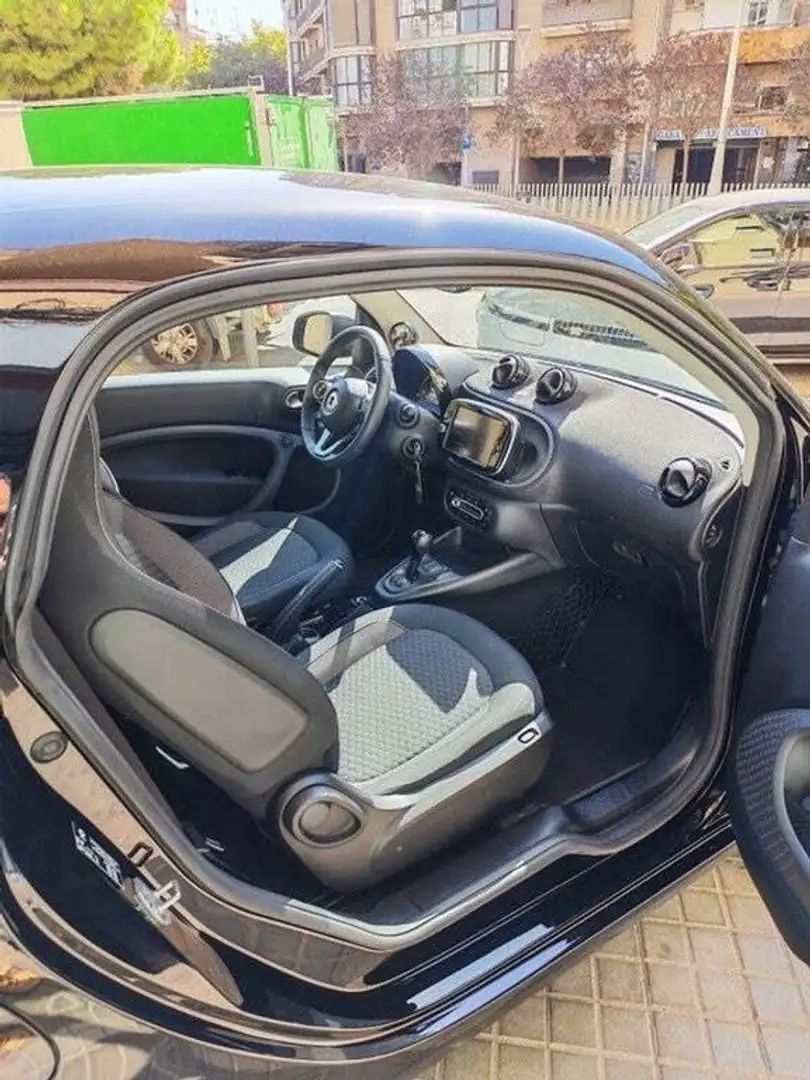 smart forTwo Coupé EQ Prime Negro - 2