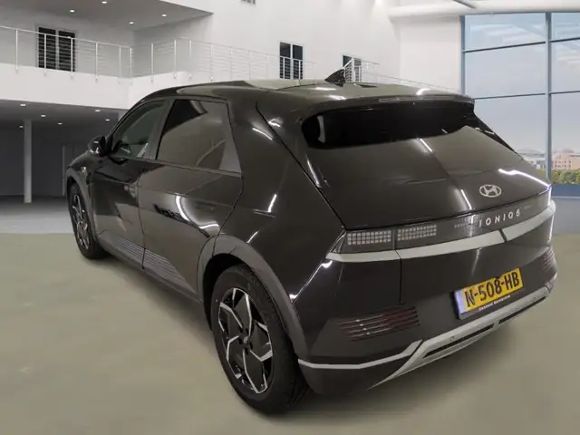 Hyundai Ioniq 5 view 5