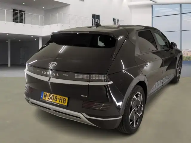 Hyundai Ioniq 5 view 4