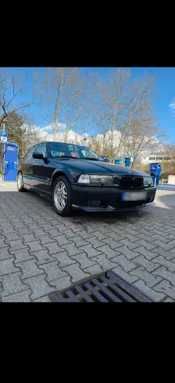 BMW 328 328i