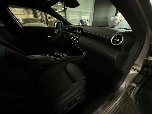 Mercedes-Benz A-Class view 20