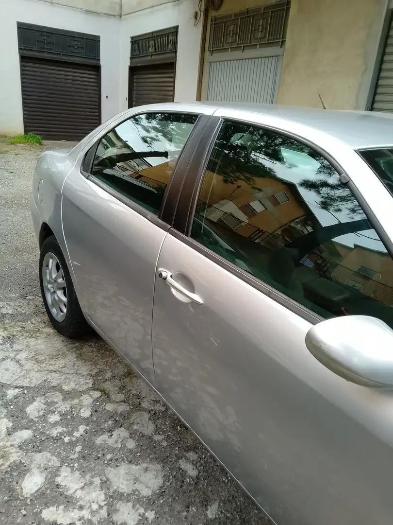 Alfa Romeo 156 1.9 jtd 115cv Gris - 2