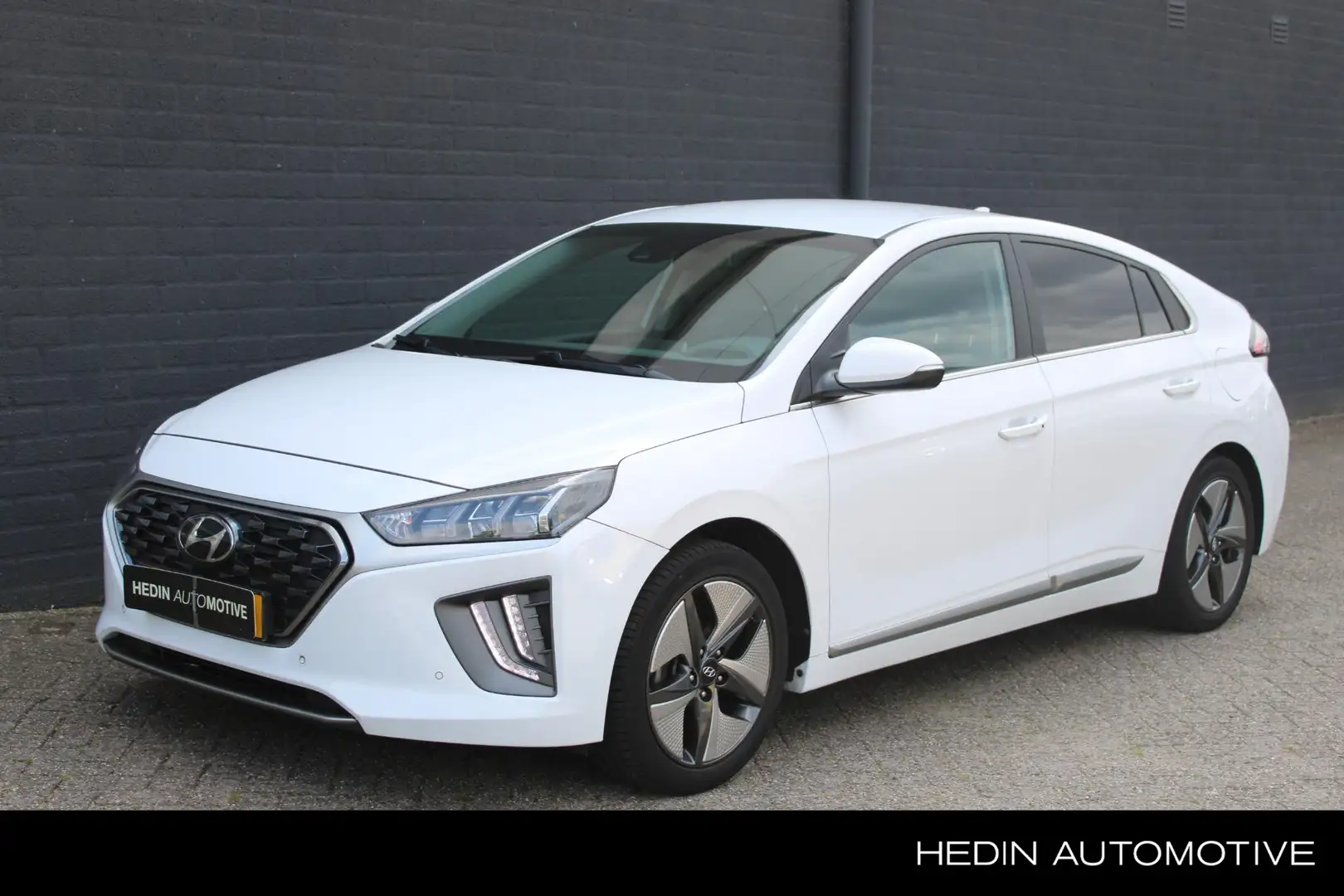 Hyundai IONIQ 1.6 GDi Premium - Plus Design Hybride | Automaat | Wit - 1