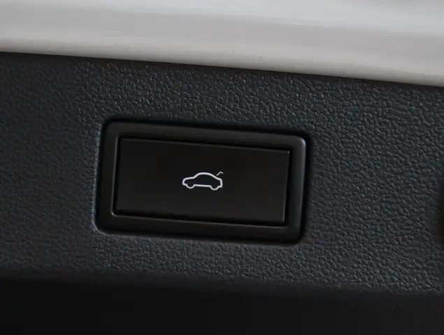 Volkswagen Arteon view 8
