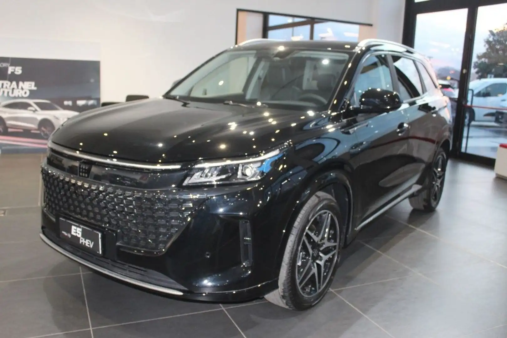 DFSK E5 1.5 Phev Zwart - 2