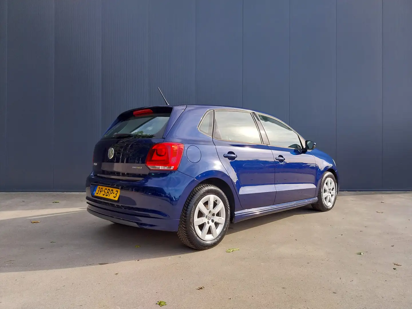 Volkswagen Polo 1.2 TDI BlueMotion Comfortline CRUISE AIRCO Bleu - 2