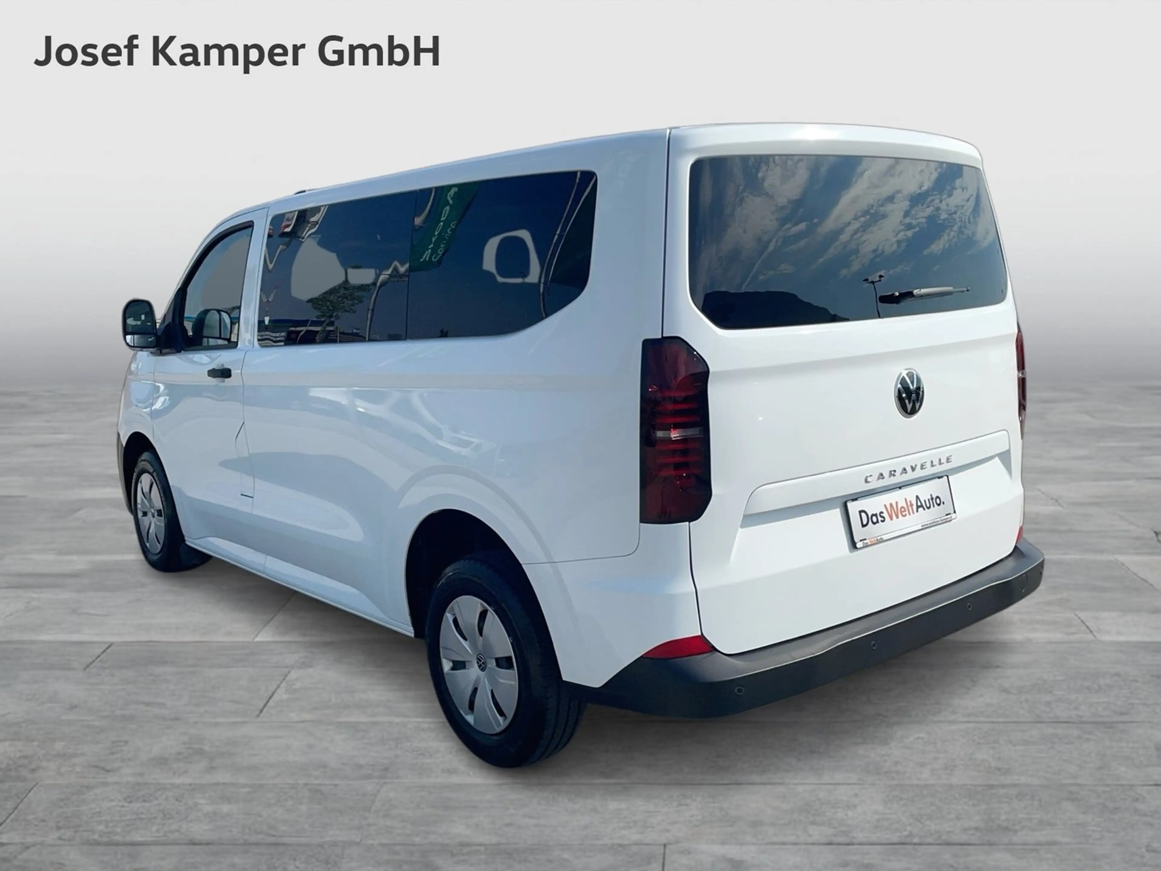 Volkswagen T7 Caravelle VW T7 Caravelle TDI — photo 3