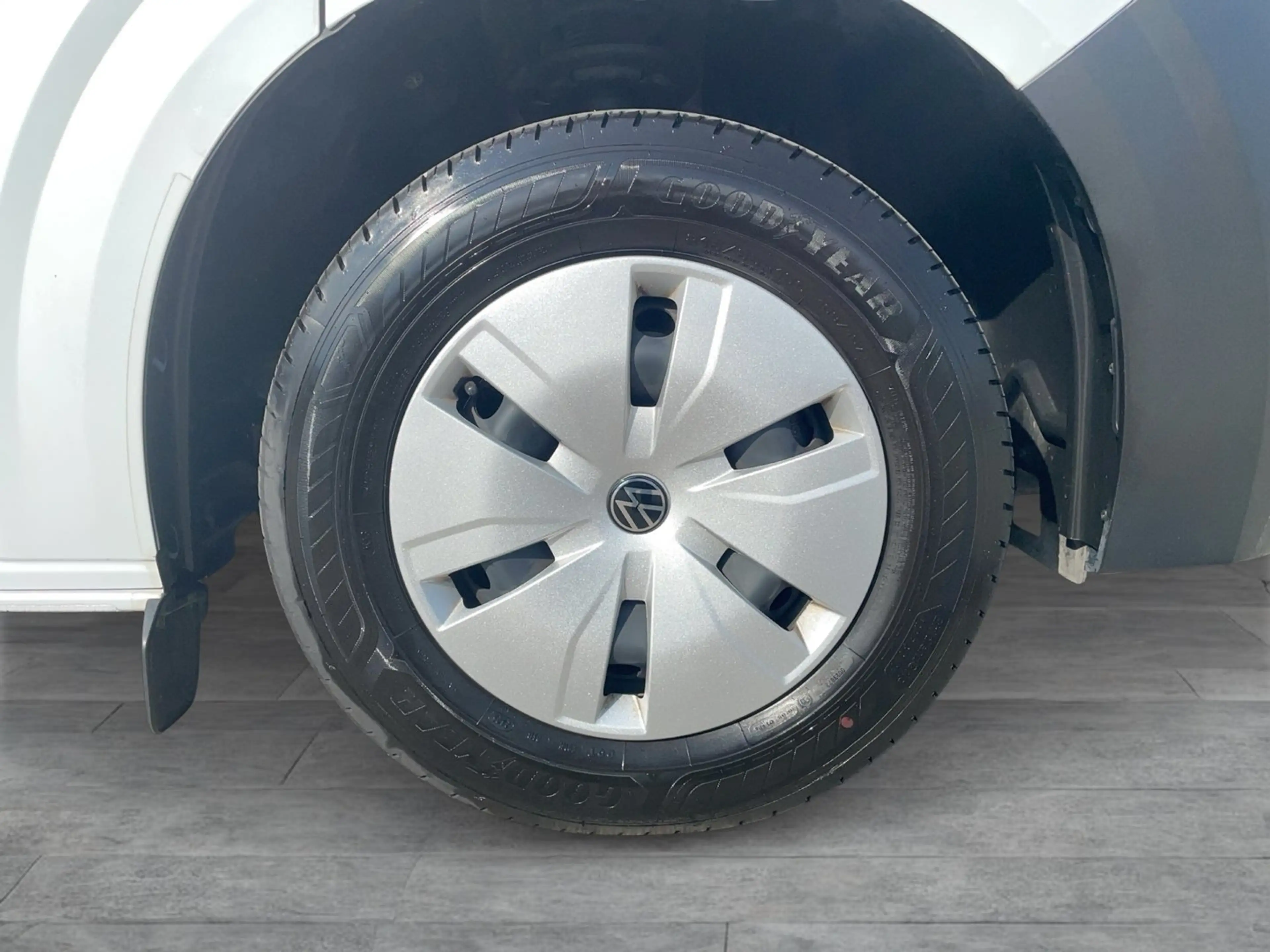 Volkswagen T7 Caravelle VW T7 Caravelle TDI — photo 7